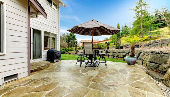 Get a beautiful concrete patio in Durham