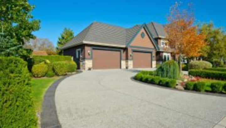 Paved Concrete Driveway in Durham